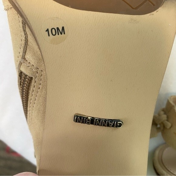 Gianni Bini Leather Suede Tan Tassel Cut Out Western Peep Toe Heel Shoe SZ 10M - Picture 8 of 14